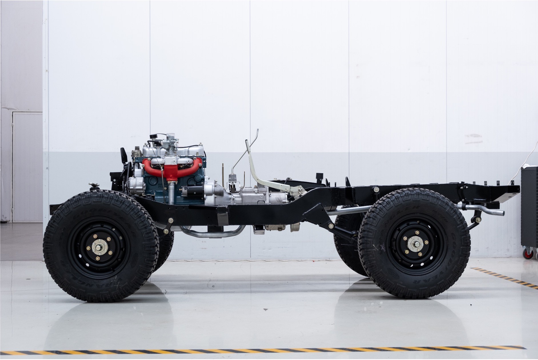 Land Rover Series III – Key Garage